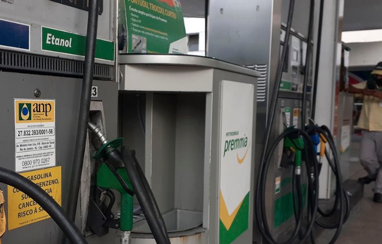 Nos postos pesquisados pela ANP em todo o País, o preço médio do etanol subiu 1,03% na semana ante a anterior, de R$ 2,709 para R$ 2,737 o litro. Em relação aos últimos 30 dias, a alta foi de 7,67%, para R$ 2,542