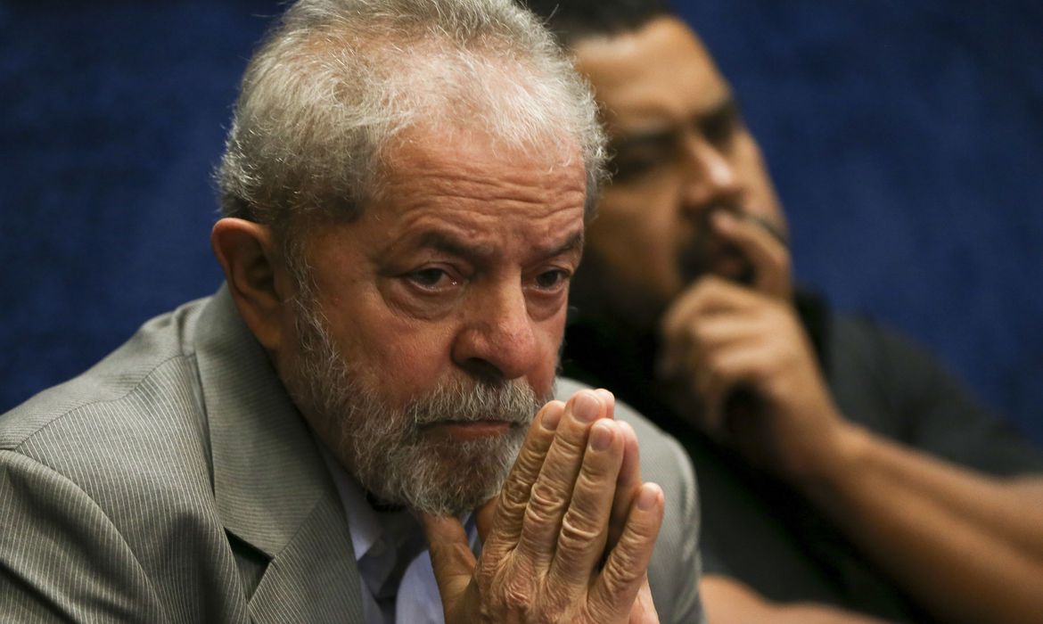 O senador Carlos Favaro (PSD-MT) e o deputado Neri Geller (Progressistas-MT) decidiram que vão apoiar o ex-presidente Luiz Inácio Lula da Silva (PT) para a Presidência