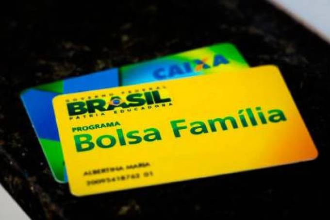 O antigo Auxílio Brasil voltou a se chamar Bolsa Família, na atual gestão