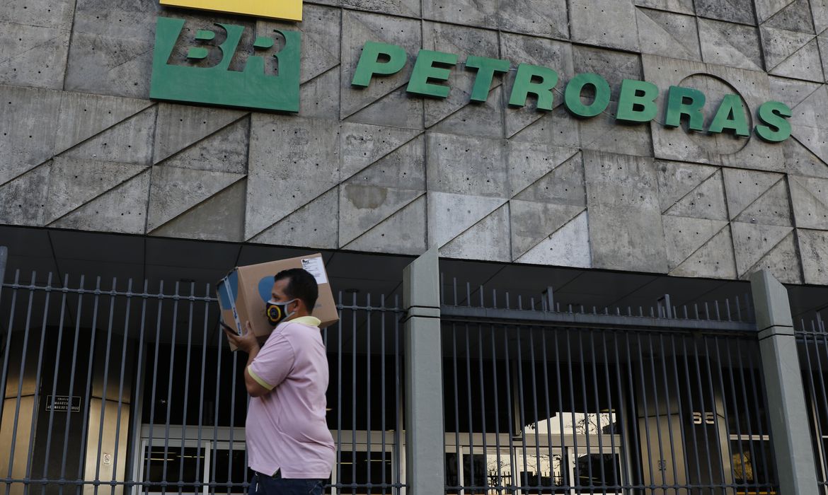 Lucro Petrobras