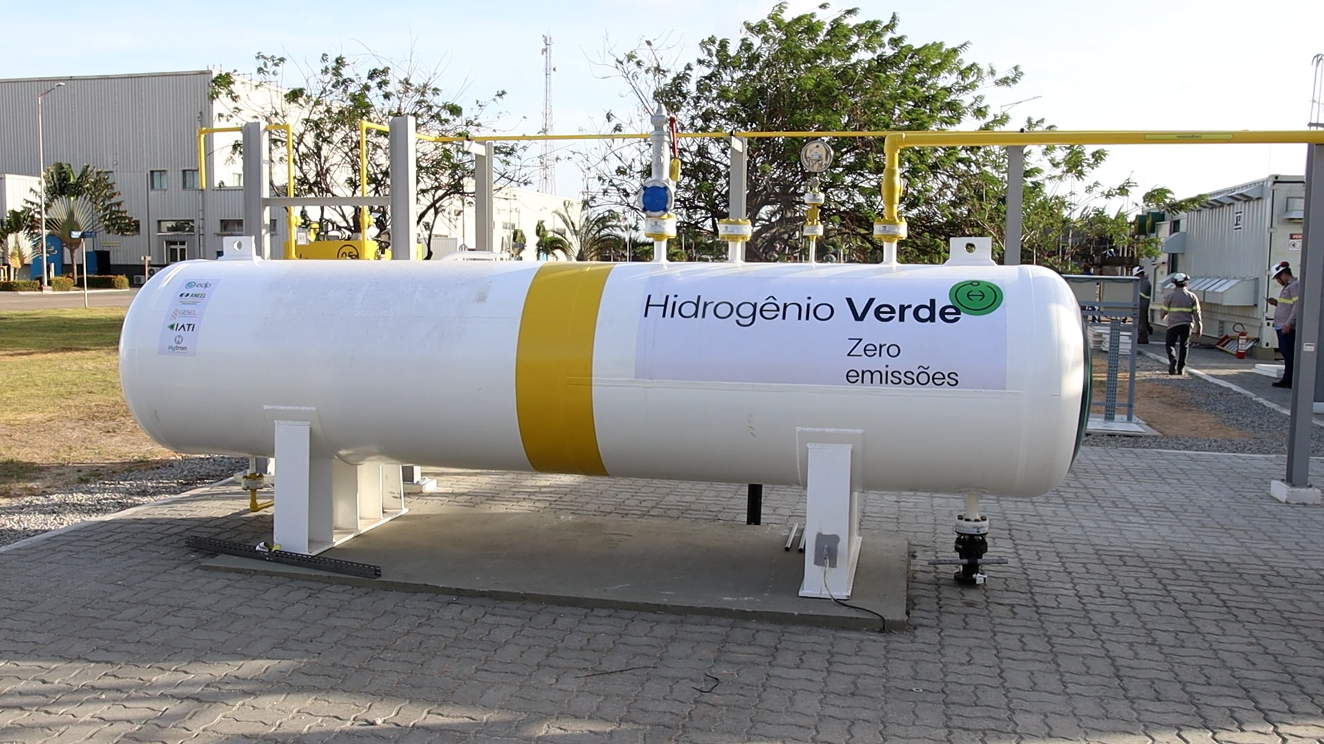 EDP produz sua primeira molécula de hidrogênio verde no Ceará. Na imagem: Tanque de armazenamento de hidrogênio em projeto de P&D Pecém H2V, da EDP, no Ceará