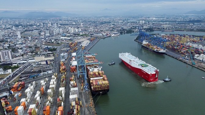 Coamo investirá R$ 3 bilhões na construção de porto em Santa Catarina