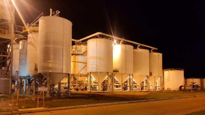 Adecoagro anuncia compra de 50% da maior produtora de ureia da América do Sul