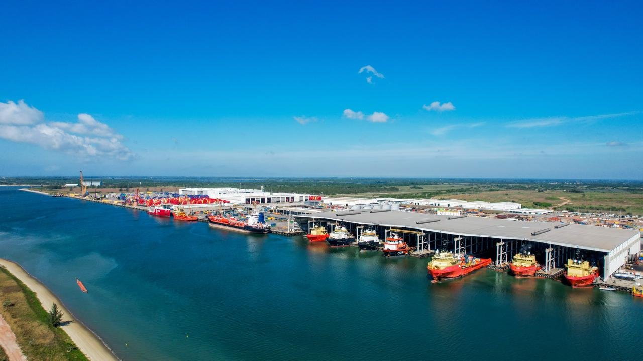 Porto do Açu realiza primeira exportação de carga agrícola de MT